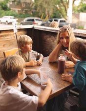 13 Tips for Surviving Restaurants with Toddlers