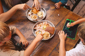 13 Tips for Surviving Restaurants with Toddlers